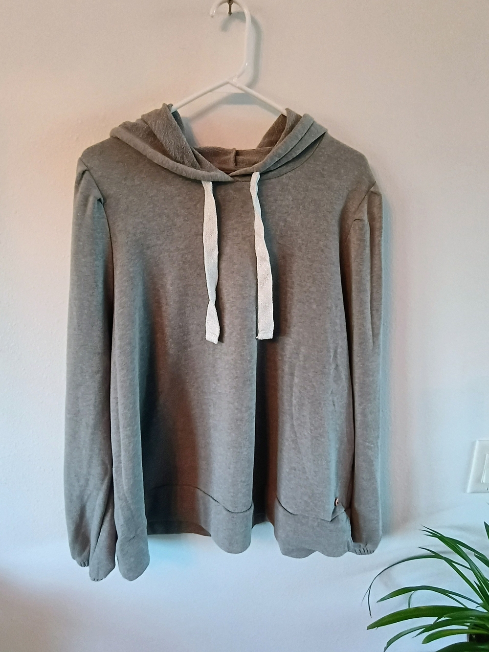 LIVI Lane Bryant Gray Fleece Hoodie 22/24 Balloon Sleeve Pullover Sweatshirt